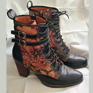 L'Artiste by Spring Step Harmonia booties.